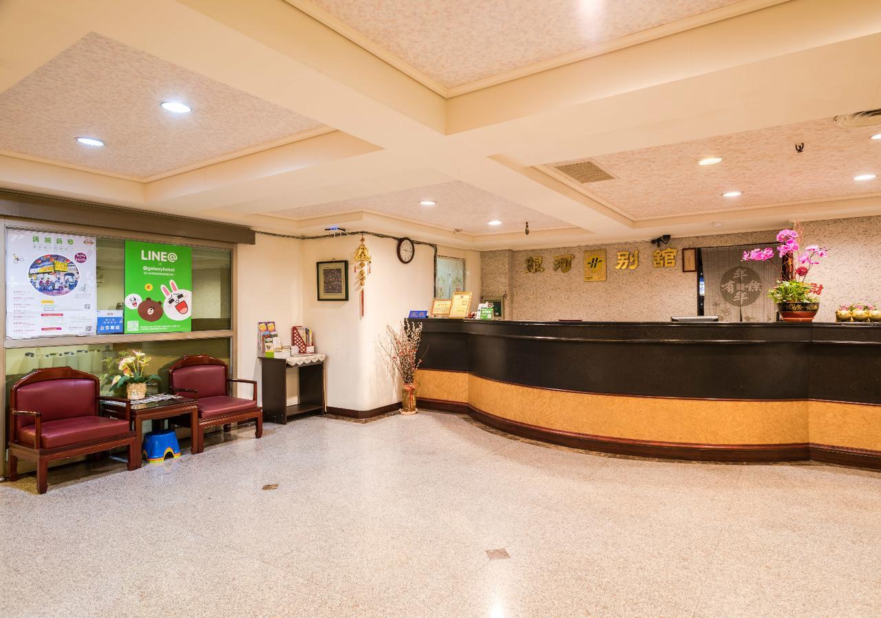 Galaxy Hotel 台中市 エクステリア 写真